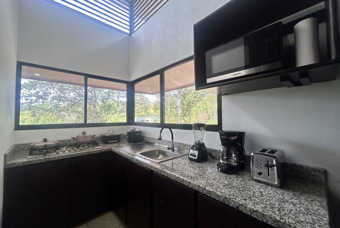MOVE IN READY 2 BED HOME WITH NICE VIEW AND CLOSE TO BEACH – 0.12 ACRES, Uvita, Costa Rica — photo 6